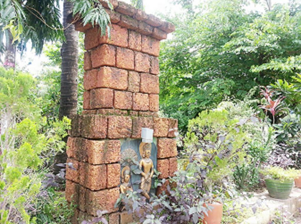 Bawga Theiddhi Hotel Kinmun Exterior photo